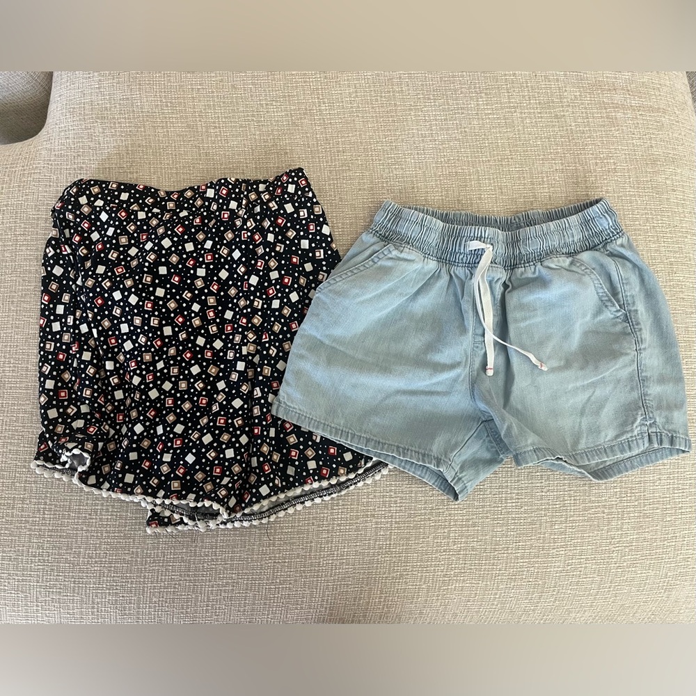 Lot of girls pants/shorts- size 10-12
